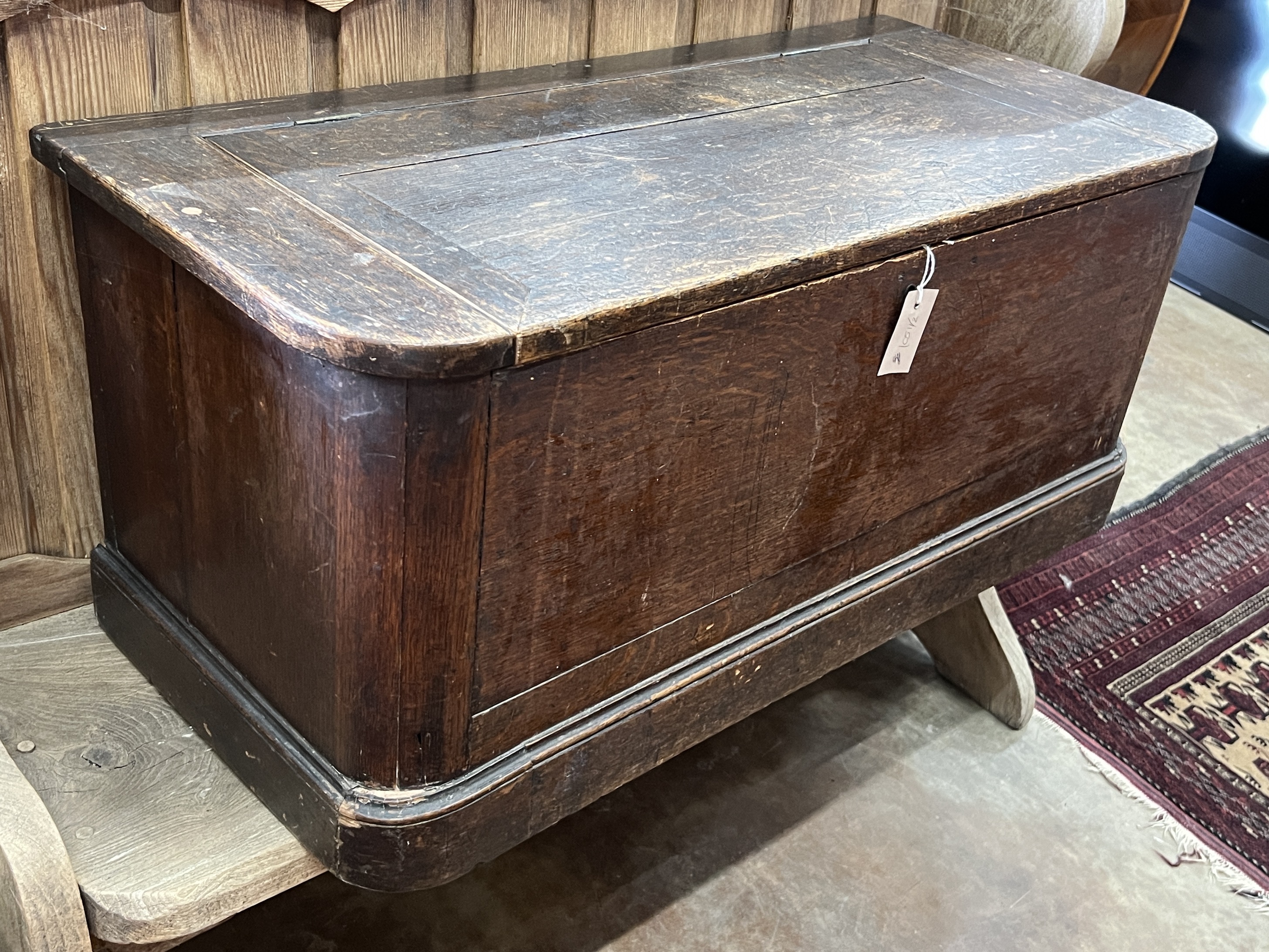 A Victorian oak hinged top box seat, width 95cm, depth 44cm, height 42cm